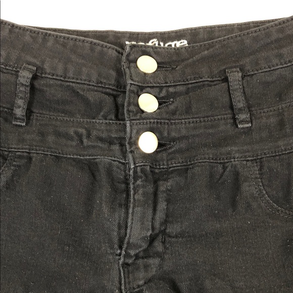 Refuge Black High Waist Women's Shorts Sz 2 (B2) - Picture 2 of 6